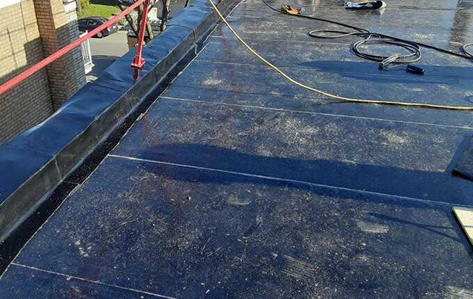Couvreur pour membrane élastomère à Deux-Montagnes.