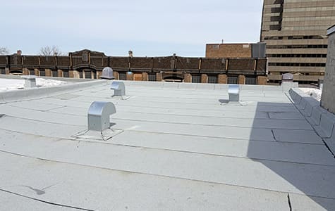Entrepreneur toit plat de Montréal.