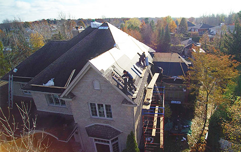 Installation réparation toiture bardeaux asphalte Drummondville