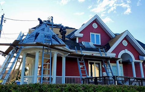 Entrepreneur en toiture de bardeaux à Coaticook.