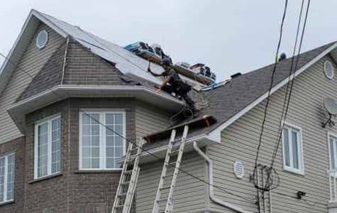 Toiture de bardeaux à Coaticook.